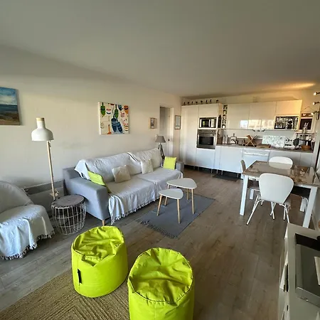 Apartment 3 Pieces Avec Jardinet, 6 Personnes, Internet, Proche Grand De - Fr-1-487-308 Cabourg