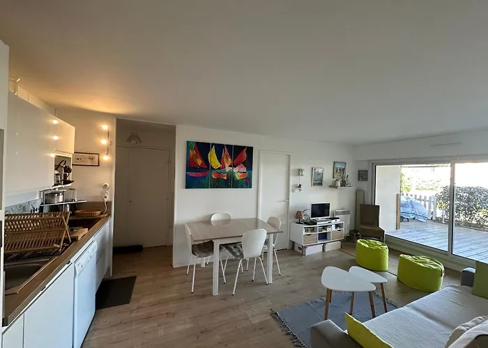 3 Pièces Avec Jardinet, 6 Personnes, Internet, Proche Grand De - Fr-1-487-308 *